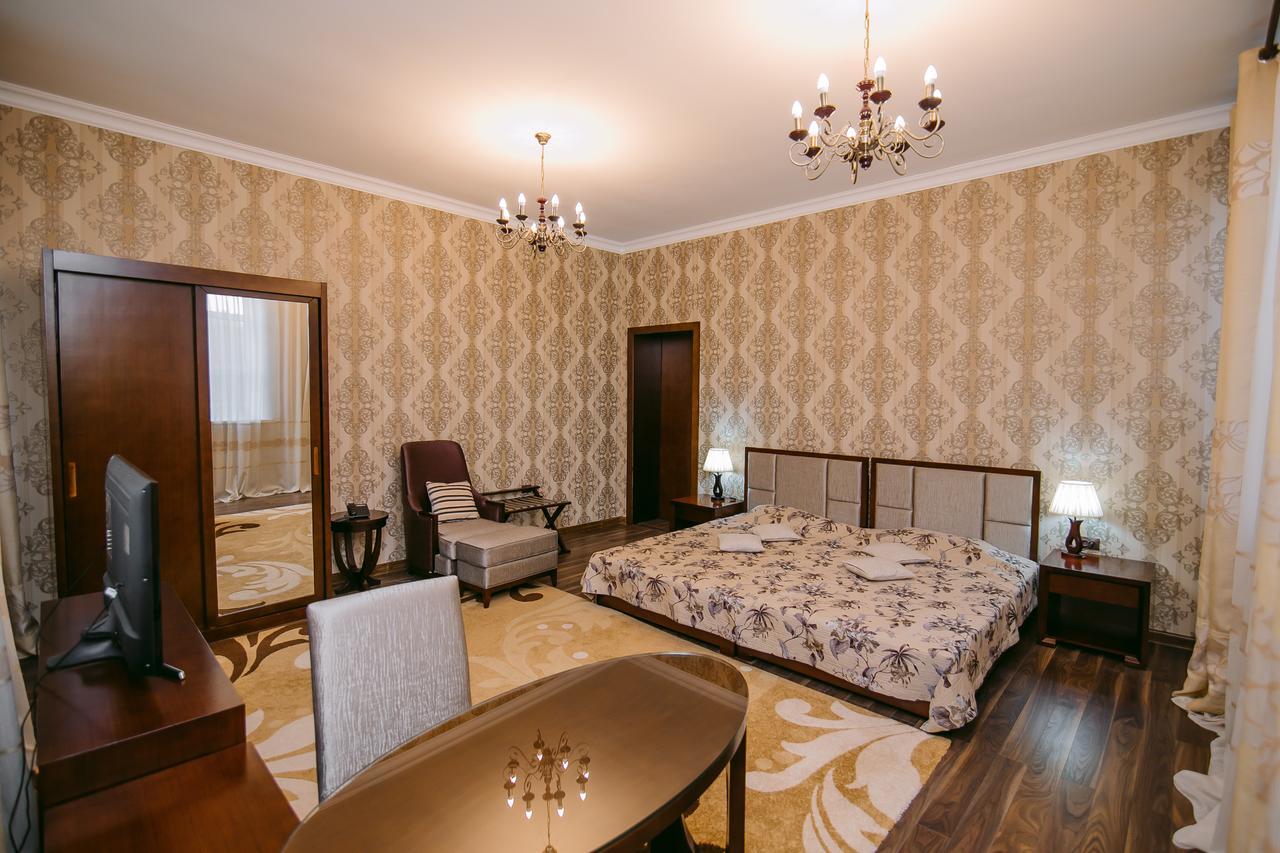 Hotel Inju تاراز المظهر الخارجي الصورة