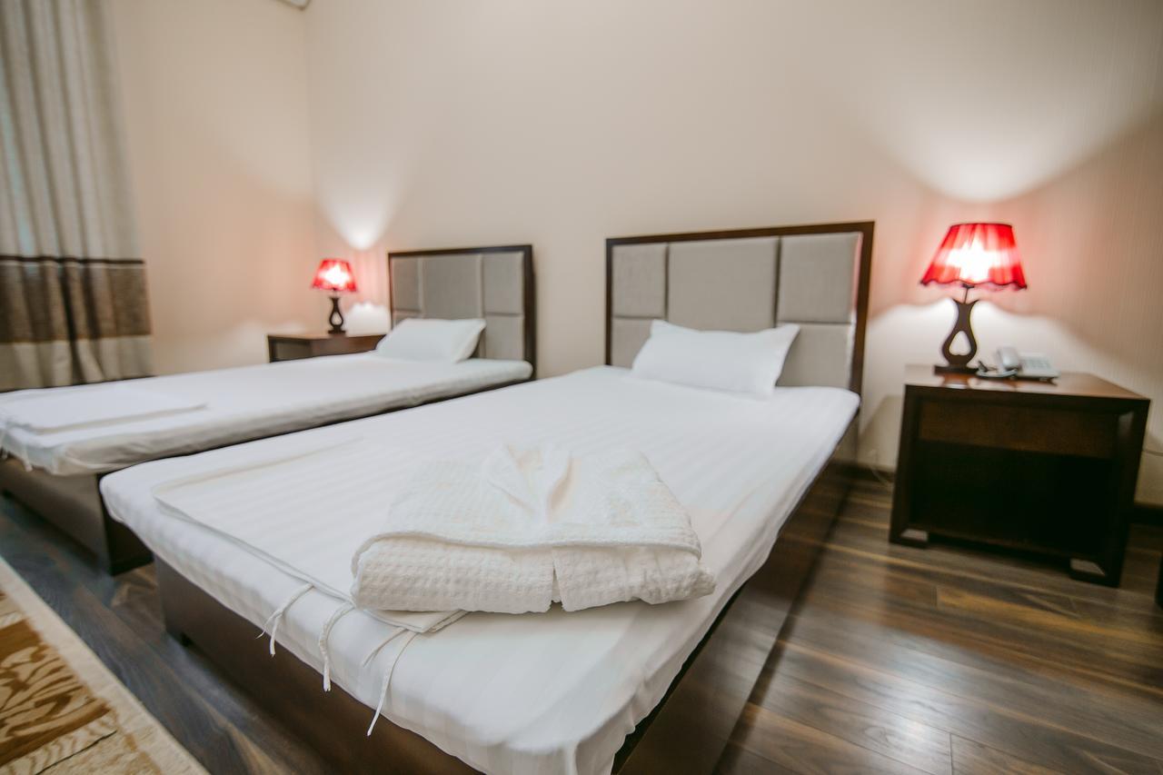 Hotel Inju تاراز المظهر الخارجي الصورة
